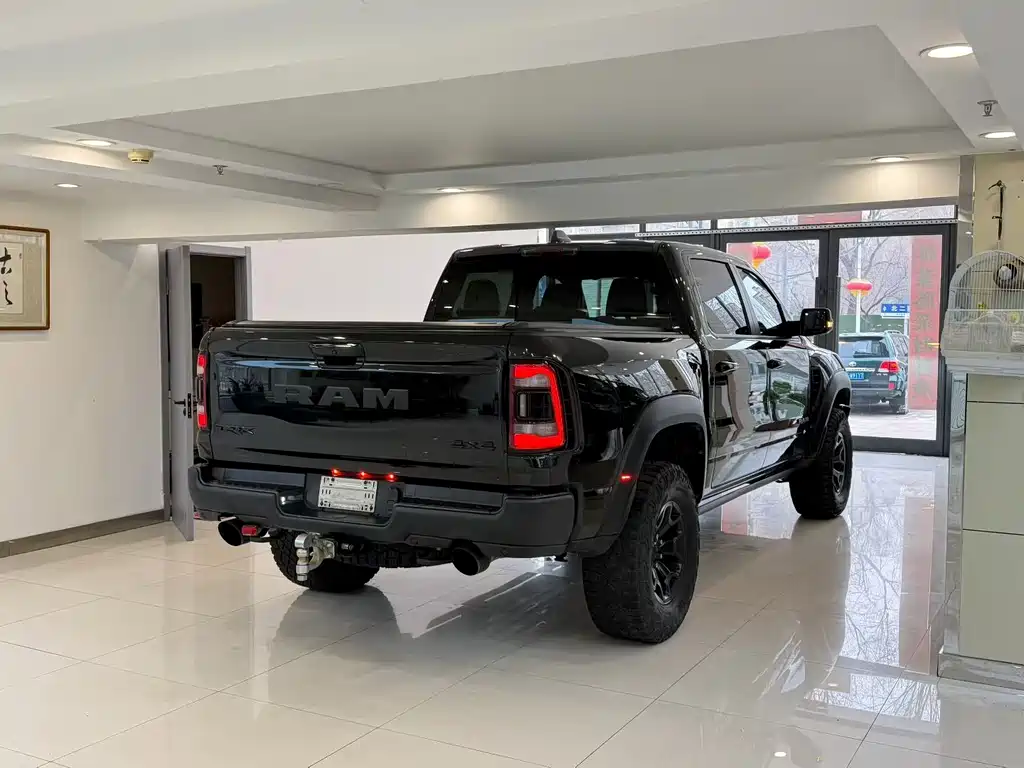 RAM Trucks 6.2 T Auto