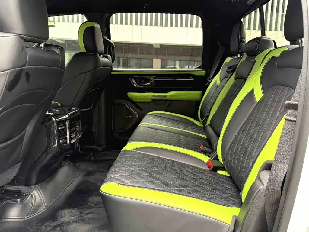 RAM Trucks 6.2 T US Spec
