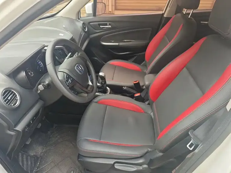 Changan CS15 1.5 L Manual Fashion