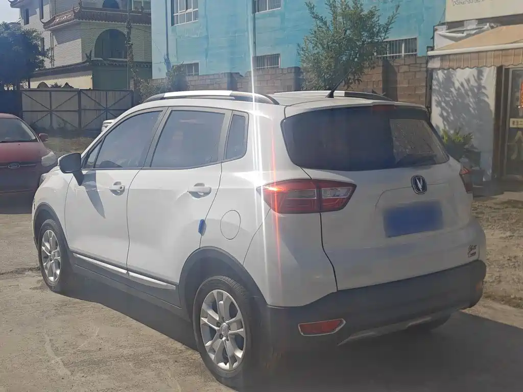 Changan CS15 1.5 L Manual Fashion