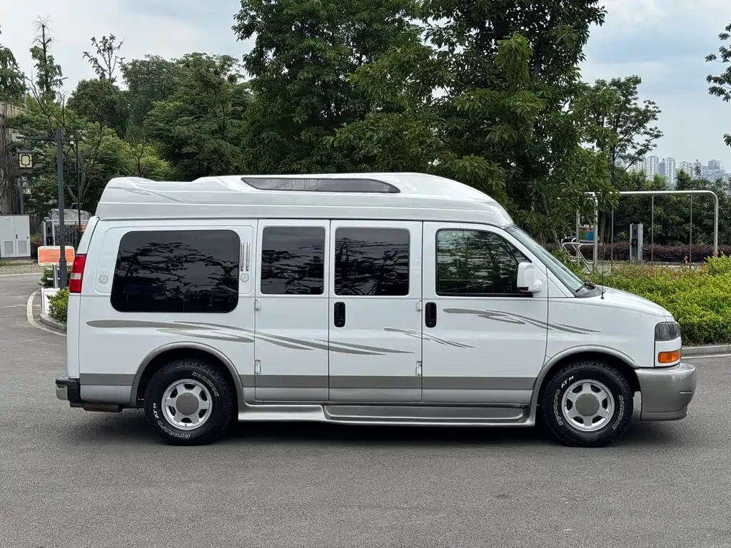 SAVANA SAVANA 2005款 5.3 L 自动