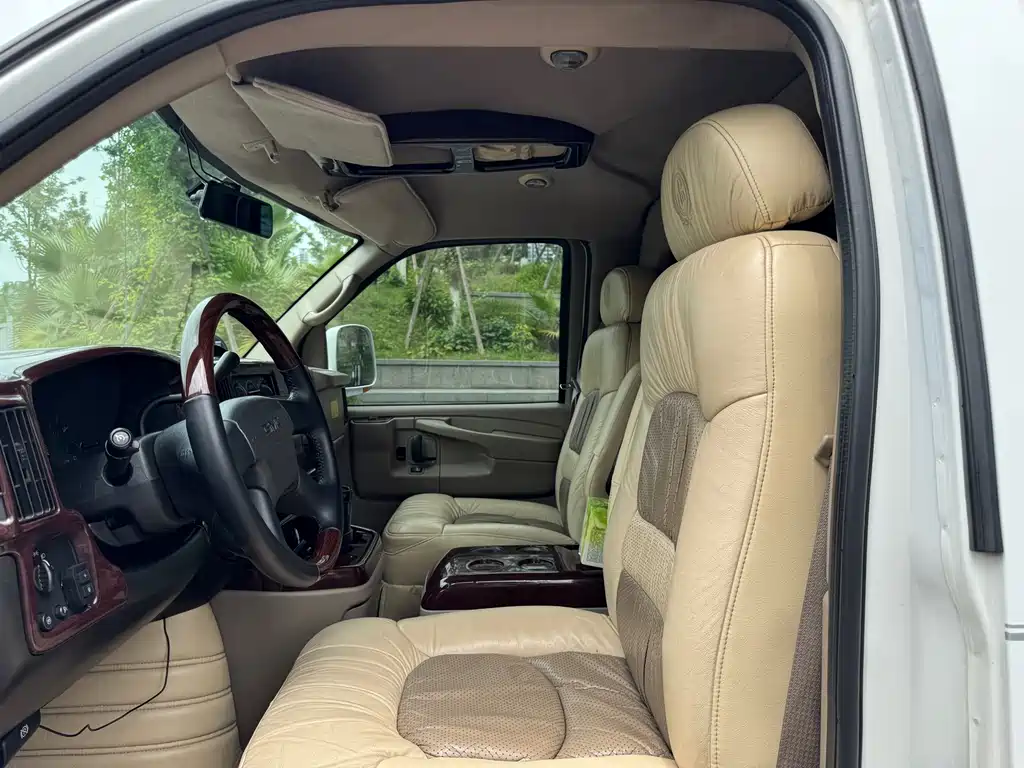 SAVANA SAVANA 2005款 5.3 L 自动