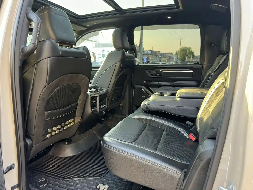 RAM Trucks 6.2 T Auto
