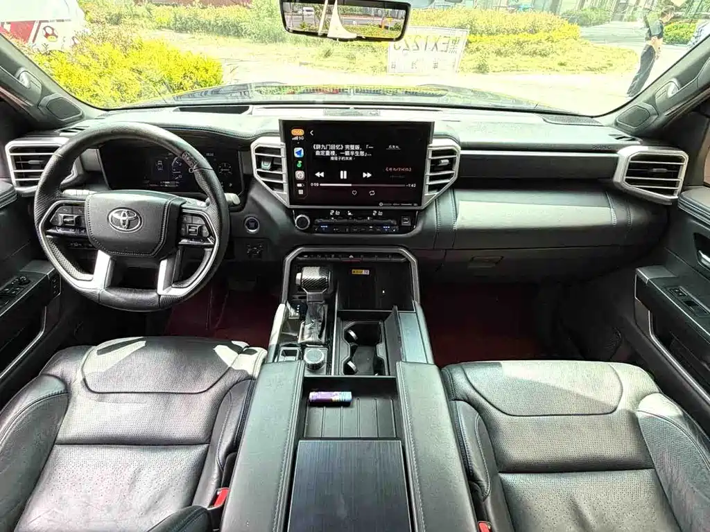 Tundra 3.5 L Auto
