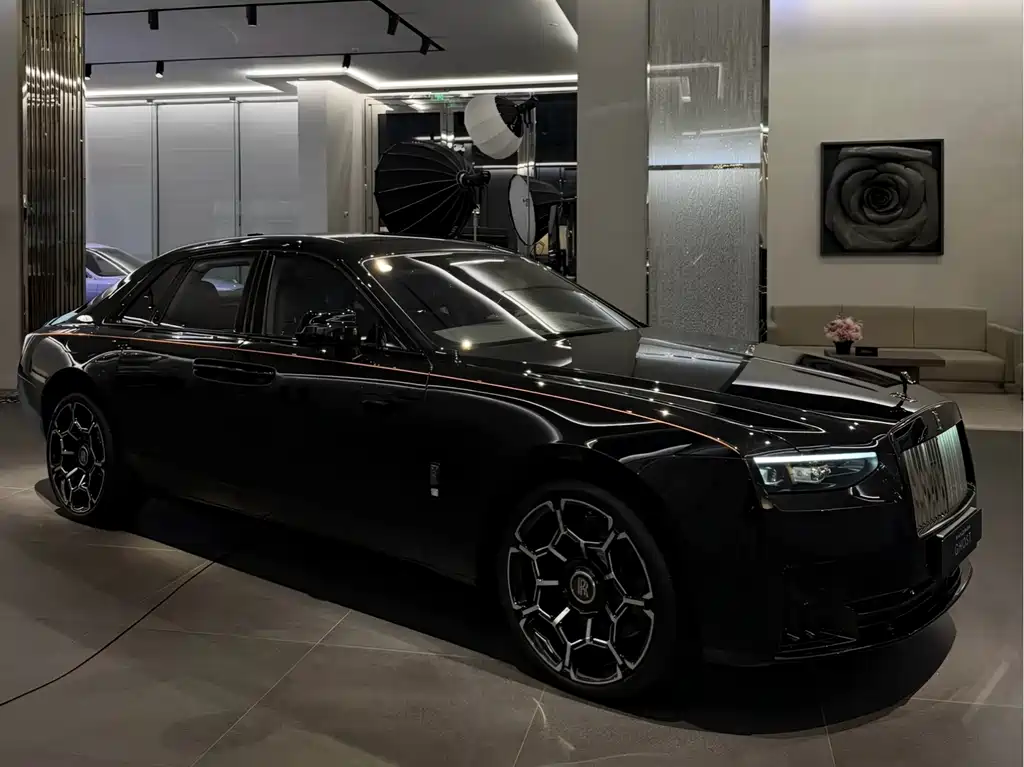 Ghost 古思特 2026款 Black Badge