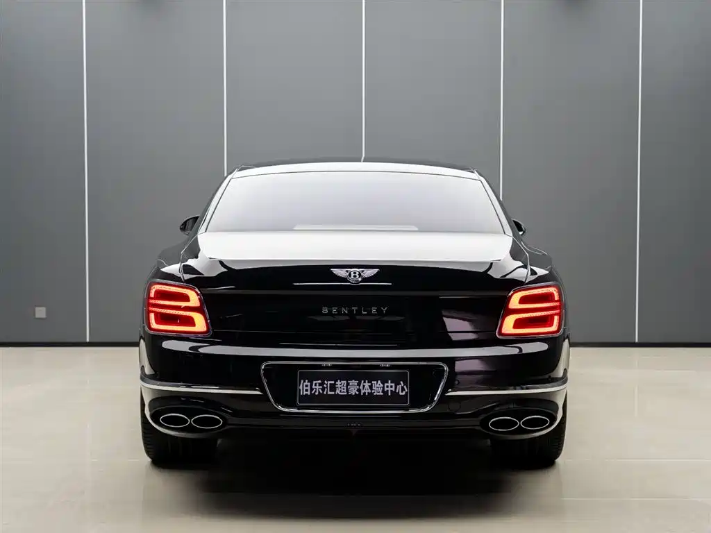 Flying Spur 飞驰 2021款 4.0 T 欧规版