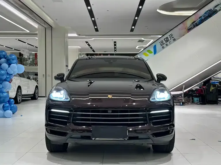 Porsche Cayenne 3.0 T Auto