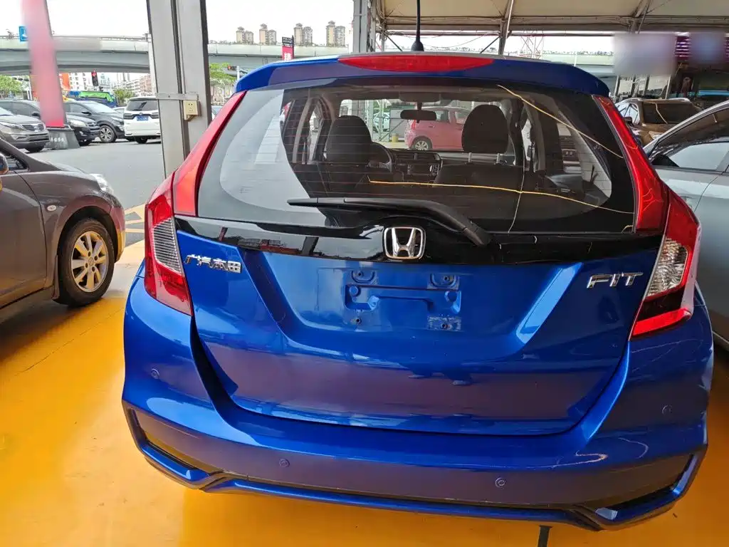 Fit 1.5 L CVT Comfort