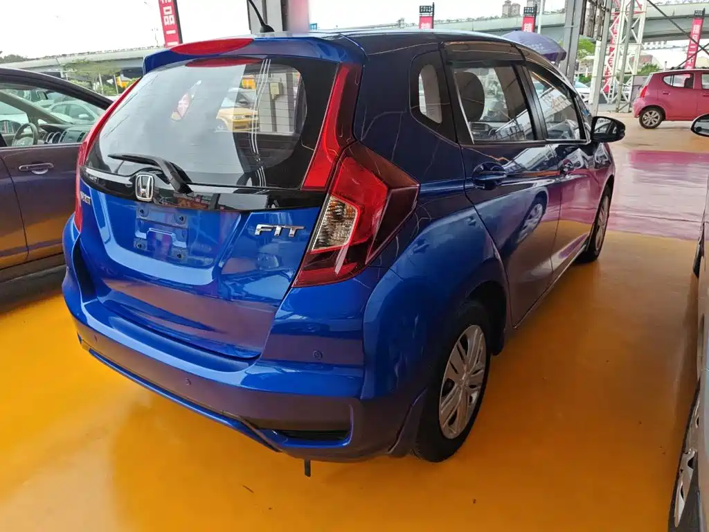 Fit 1.5 L CVT Comfort