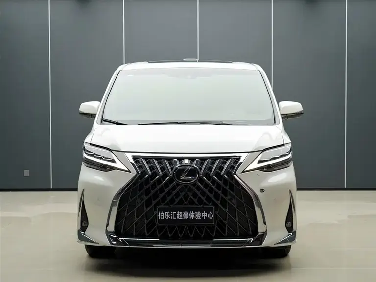 Lexus LM 雷克萨斯LM 2023款 350 四座版