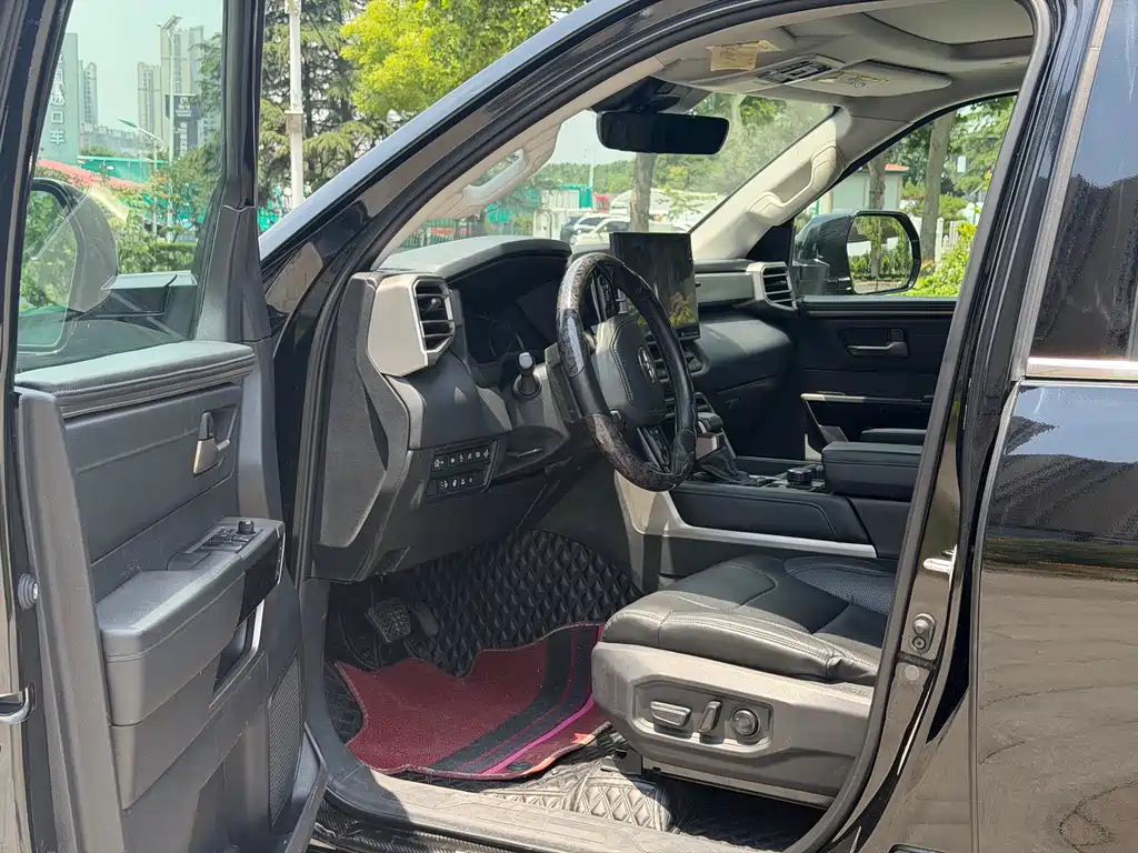 Tundra 坦途 2022款 3.5 T 自动