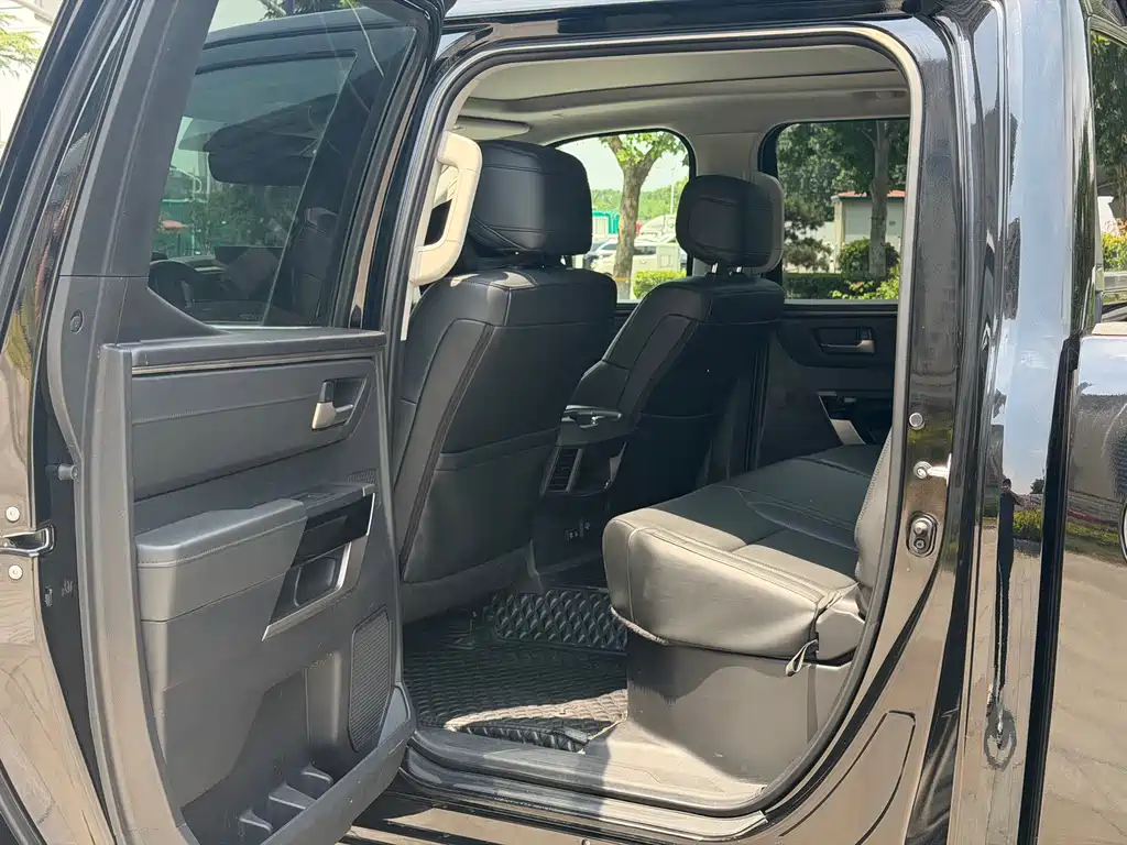 Tundra 坦途 2022款 3.5 T 自动