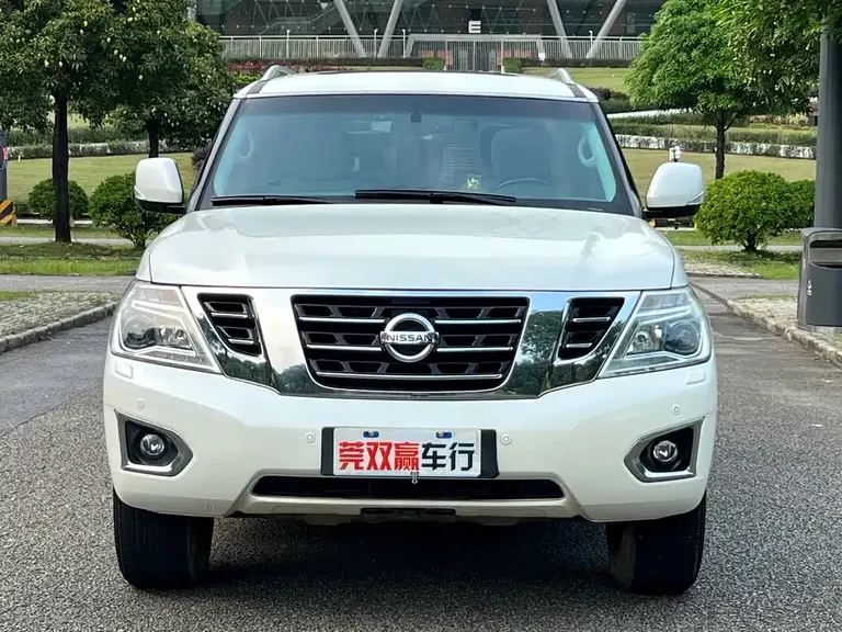 Nissan Patrol 4.0 L Auto