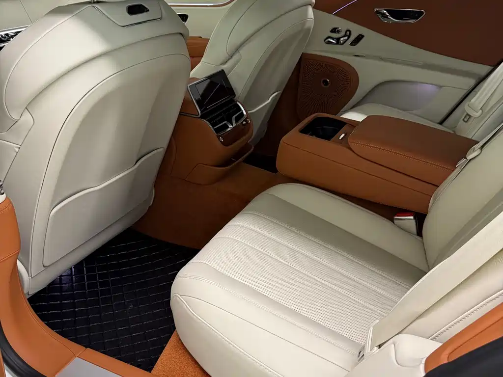 Flying Spur 飞驰 2026款 4.0 L 自动