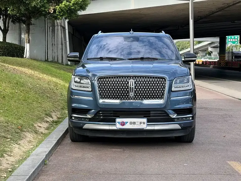 Lincoln Navigator 领航员 2019款 3.5 T 加规版
