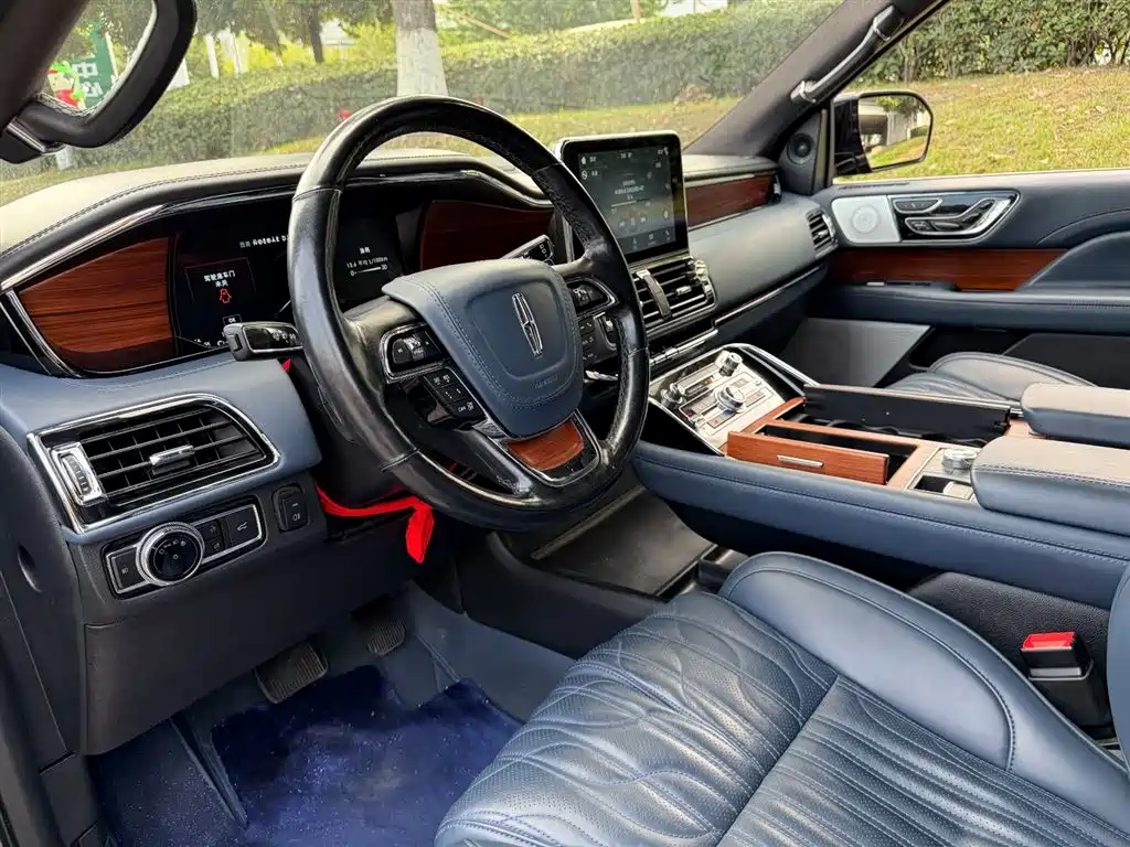 Navigator 领航员 2019款 3.5 T 加规版