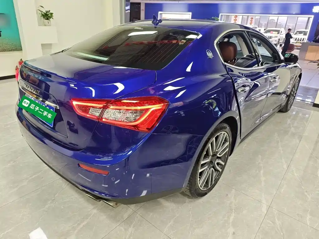 Ghibli 3.0 T Standard