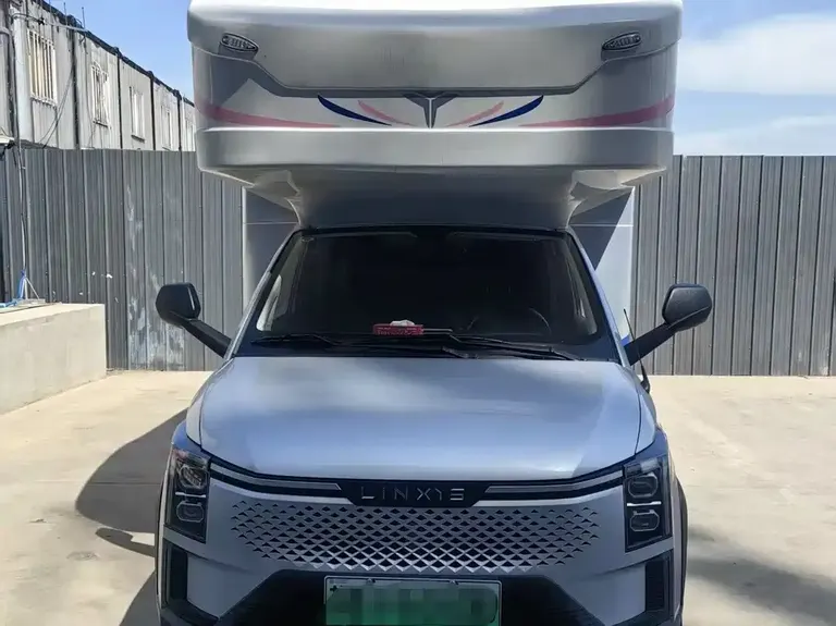 Wuling 五菱荣光新卡房车 五菱荣光新卡房车 2023款 加长 双后轮 房车