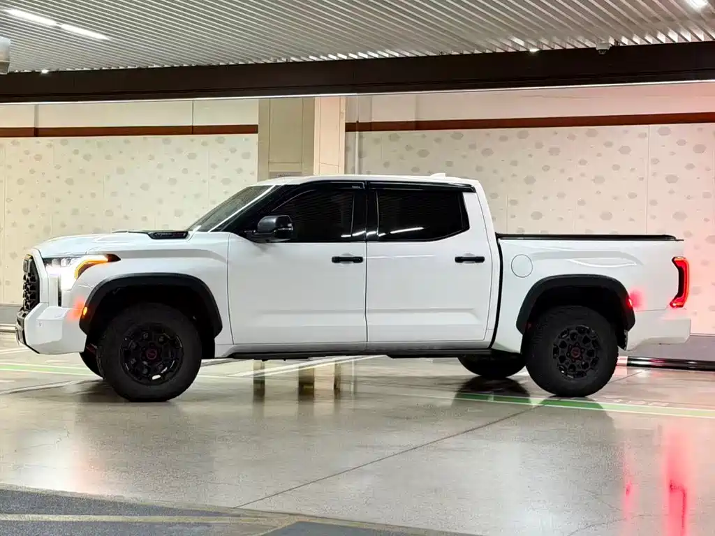 Tundra 坦途 2023款 3.5 T TRD Pro