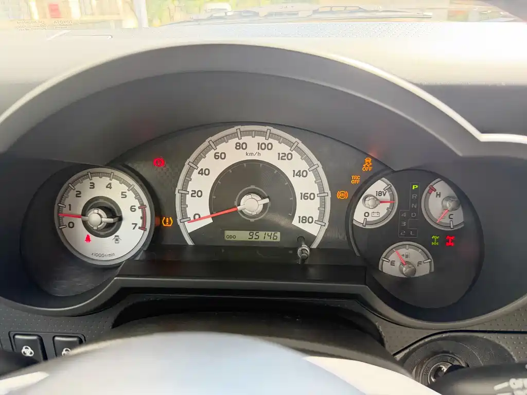 FJ Cruiser 4.0 L Middle East
