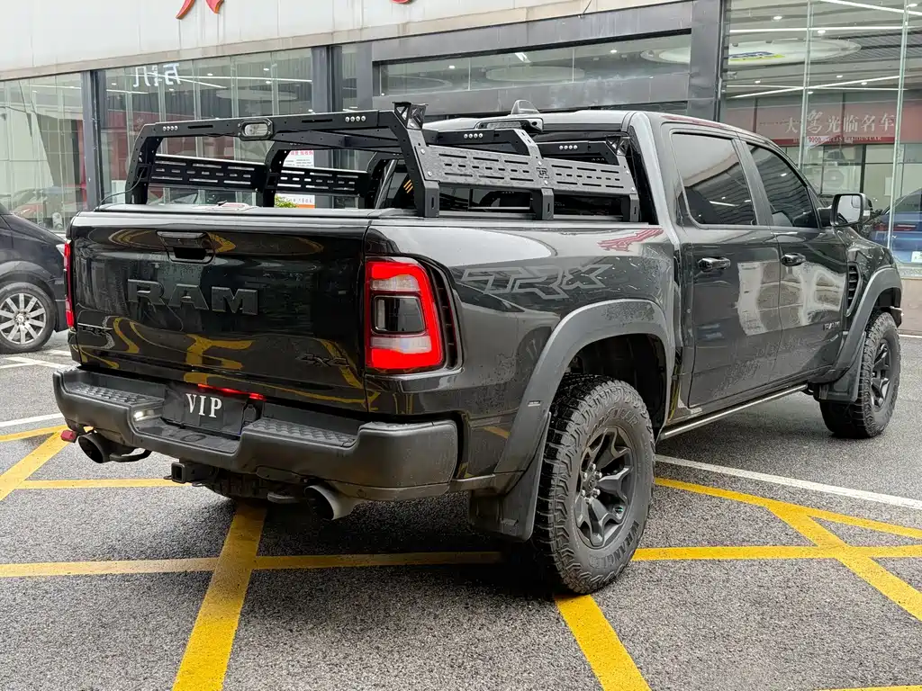 RAM Trucks 6.2 T US Spec