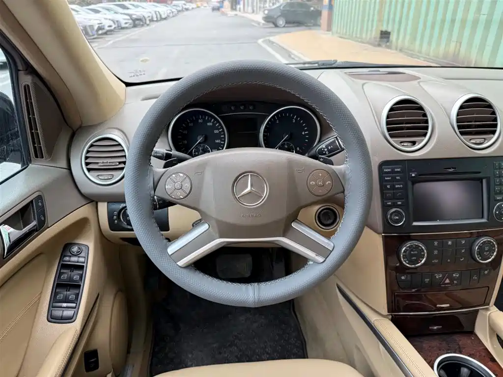 Mercedes-Benz M-Class 奔驰M级 2012款 ML 350 柴油版