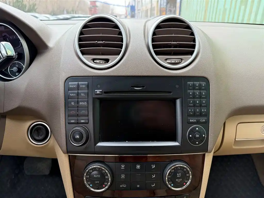 Mercedes-Benz M-Class 奔驰M级 2012款 ML 350 柴油版
