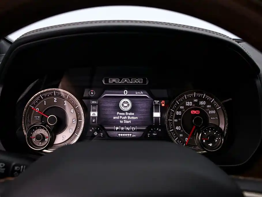 RAM Trucks RAM Trucks 2022款 5.7 L 中东版
