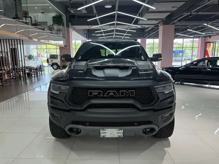 RAM Trucks 6.2 T Auto