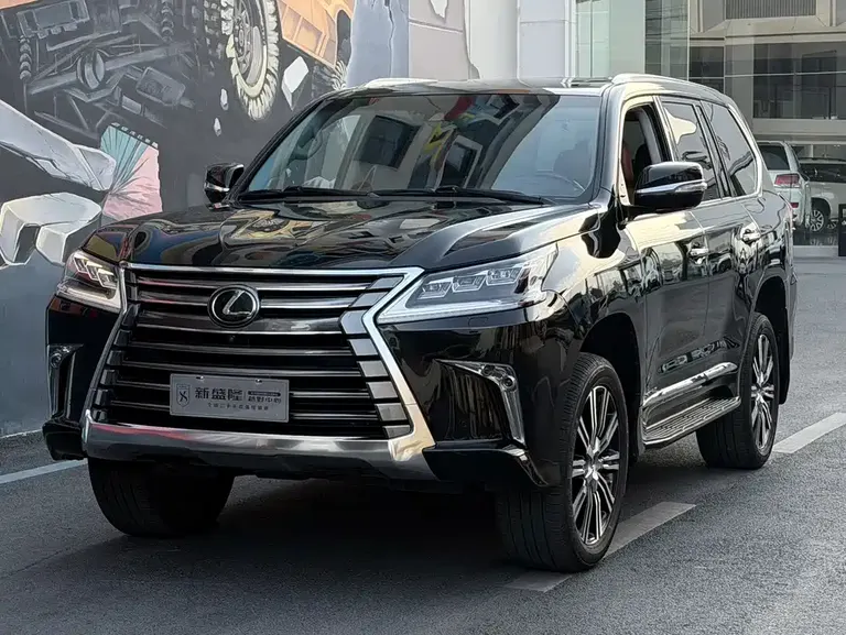 Lexus LX 570 Middle East