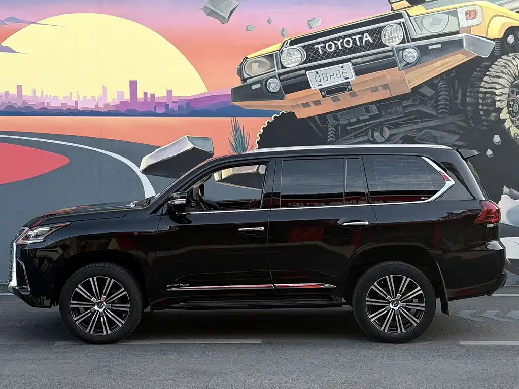 Lexus LX 570 Middle East