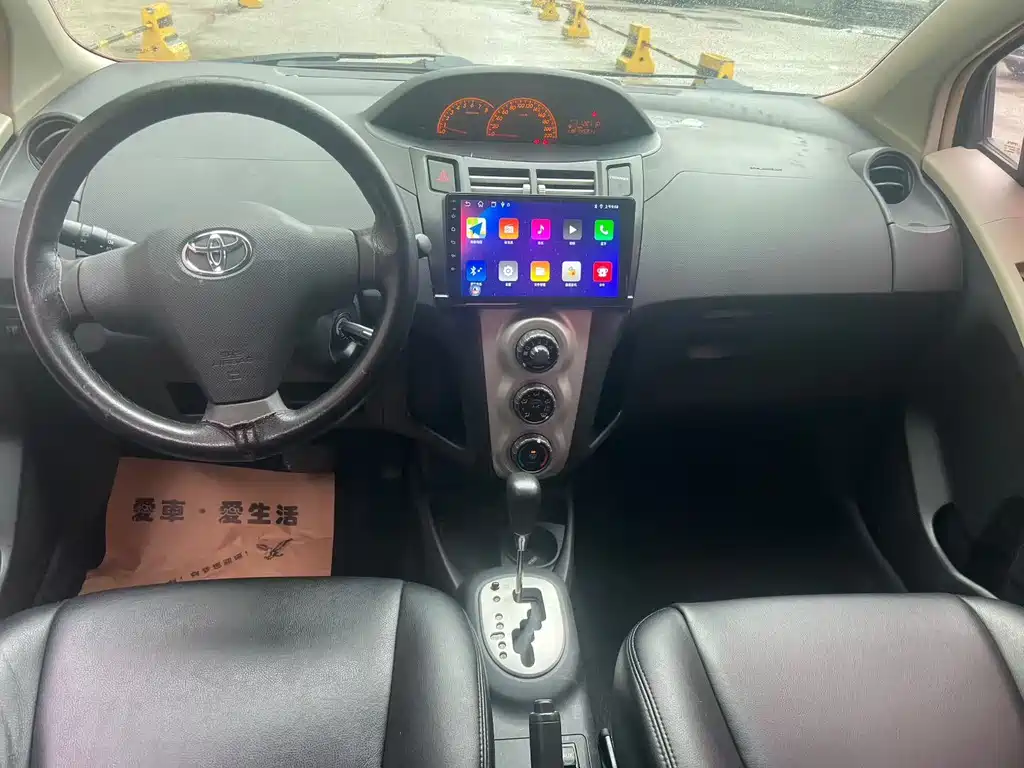 Yaris 1.6 E Auto Comfort