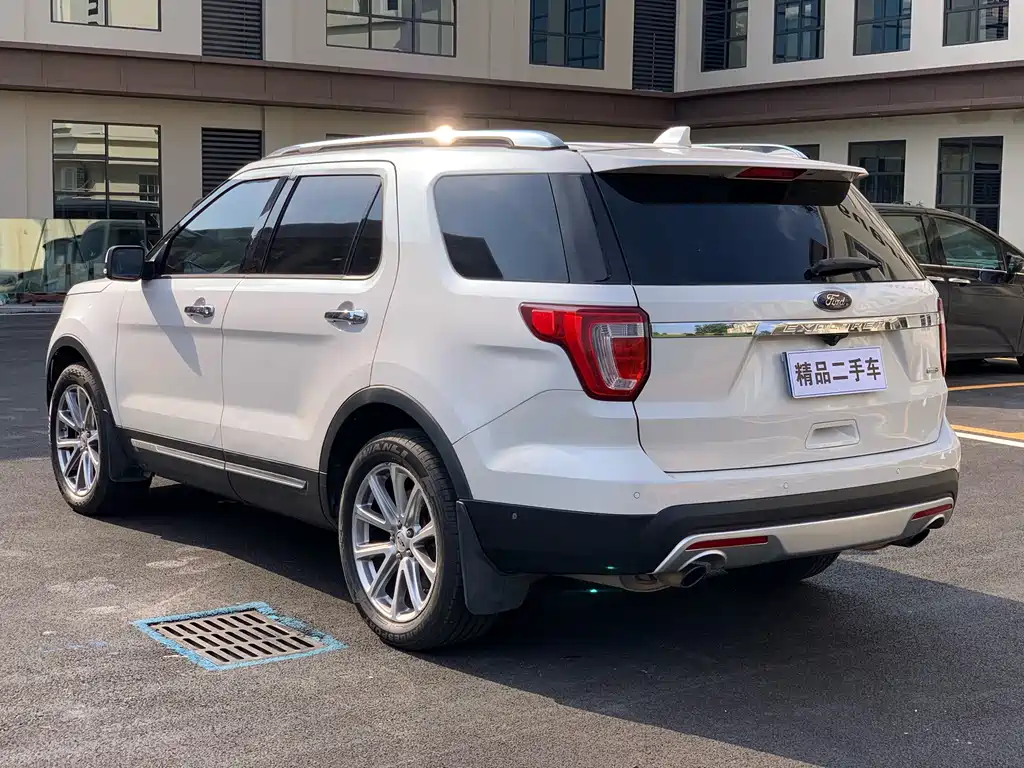 Explorer (Import) 2.3 T Elite
