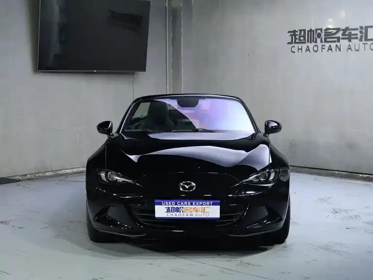 Mazda MX-5 2.0 L Manual