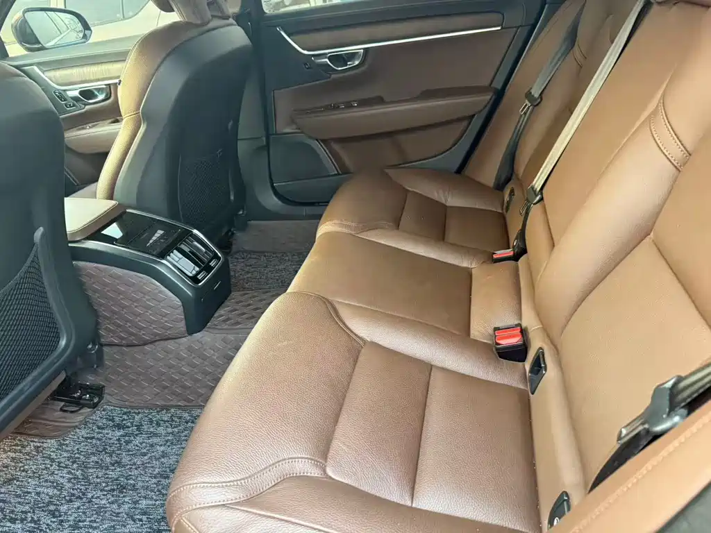 Volvo S90 B5 Smart Ease Luxury