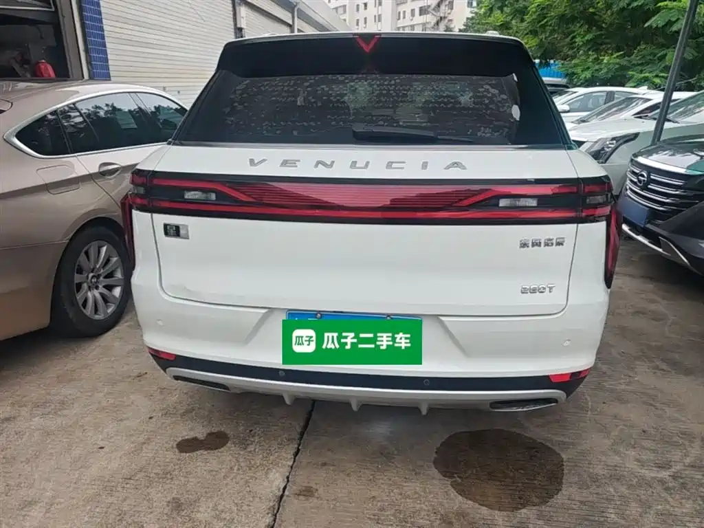Venucia Star 260 T Auto 48 V Mild Hybrid Turbo Star Enjoyment