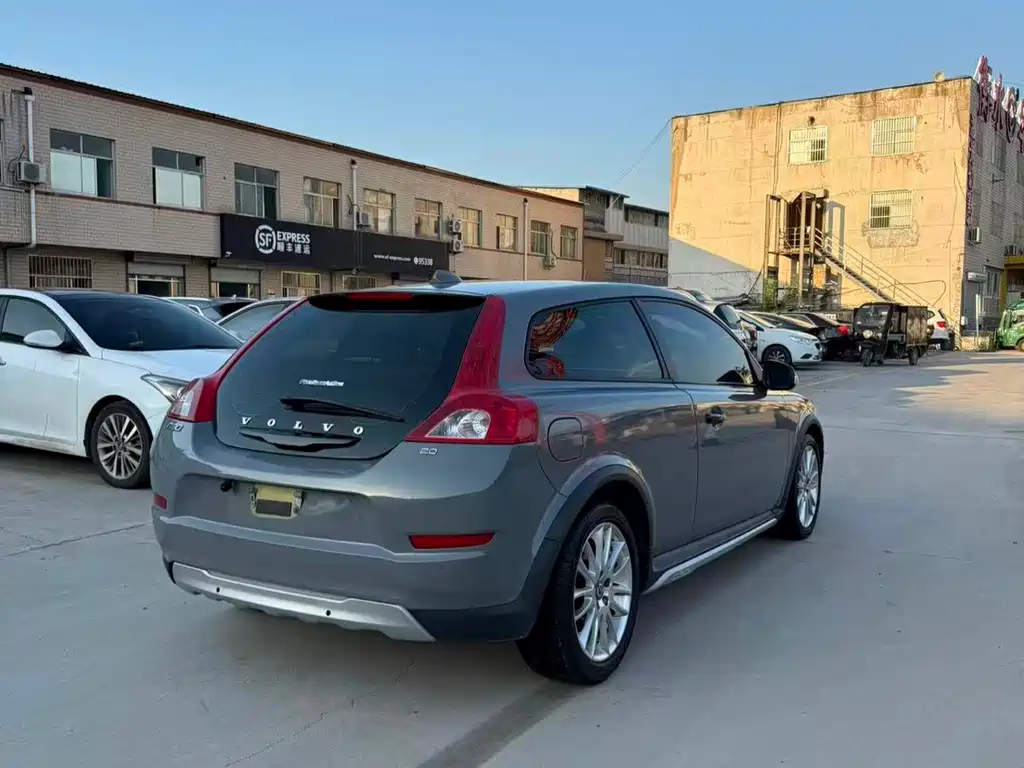 Volvo C30 沃尔沃C30 2011款 2.0 智雅版