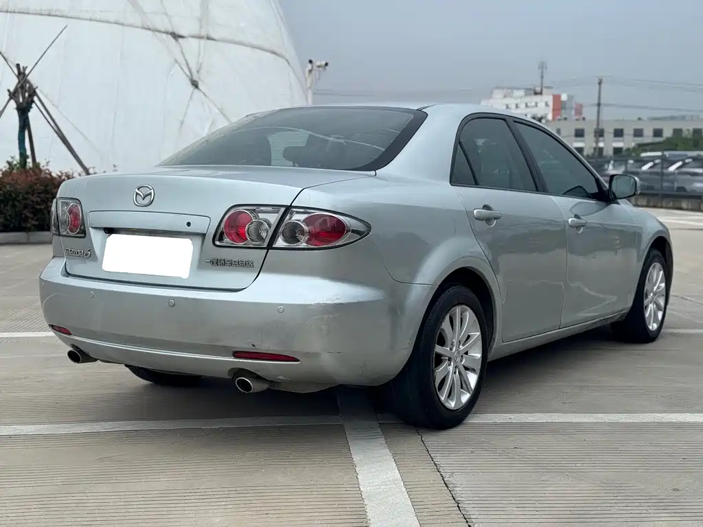 Mazda 6 2.0 L Auto Fashion