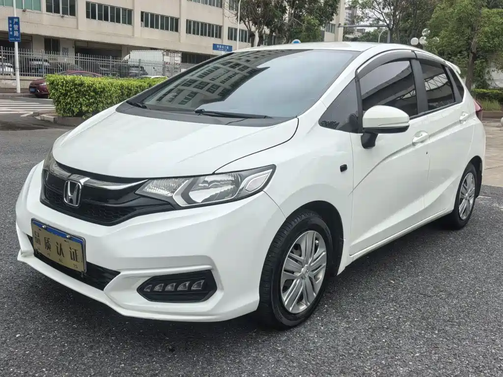 Fit 1.5 L CVT Comfort