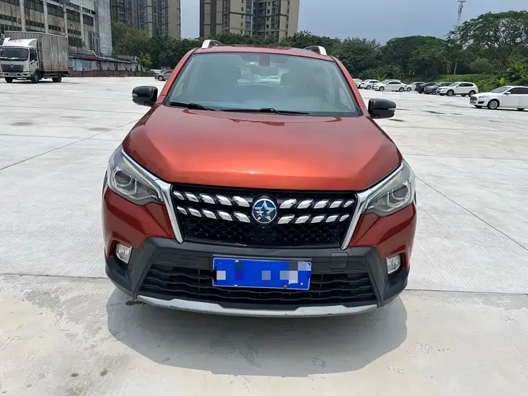 Venucia T70 启辰T70 2019款 2.0 L CVT睿领运动版 国V