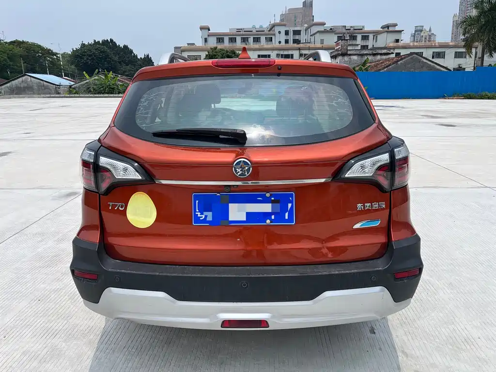Venucia T70 启辰T70 2019款 2.0 L CVT睿领运动版 国V