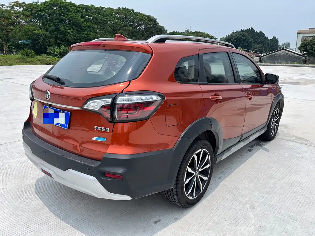 Venucia T70 启辰T70 2019款 2.0 L CVT睿领运动版 国V