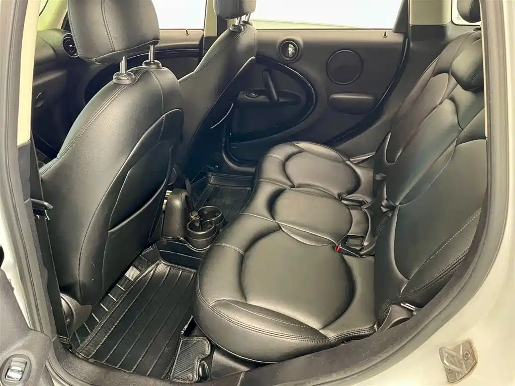 MINI COUNTRYMAN 1.6 T COOPER ALL4 Fun
