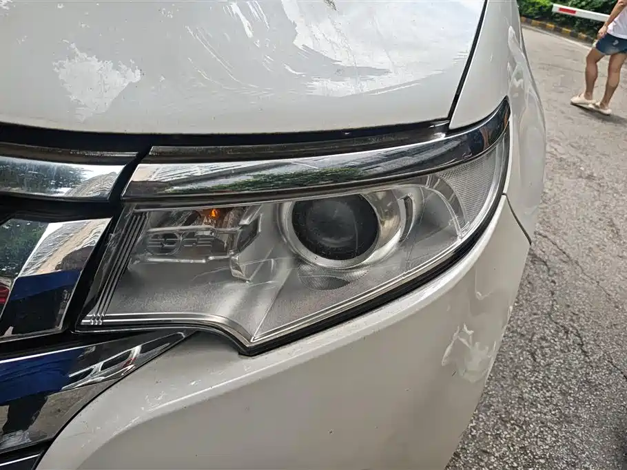 Edge (Import) 2.0 T Supreme Sharp