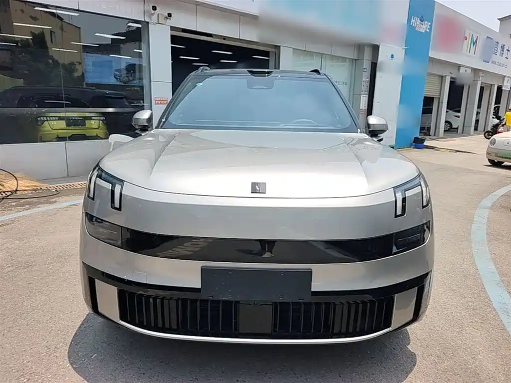 Lynk & Co 900 领克900 2025款 2.0 T Ultra 6座