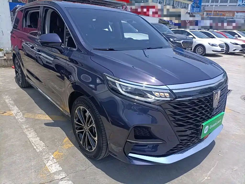 Roewe iMAX8 400 TGI