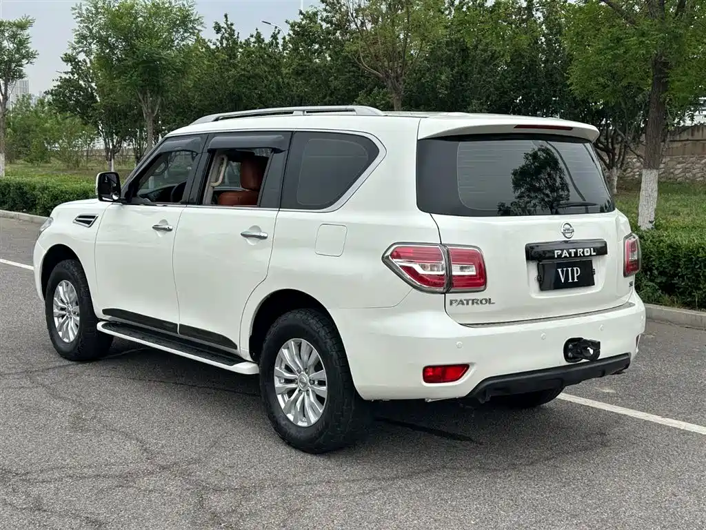 Patrol 4.0 L Middle East
