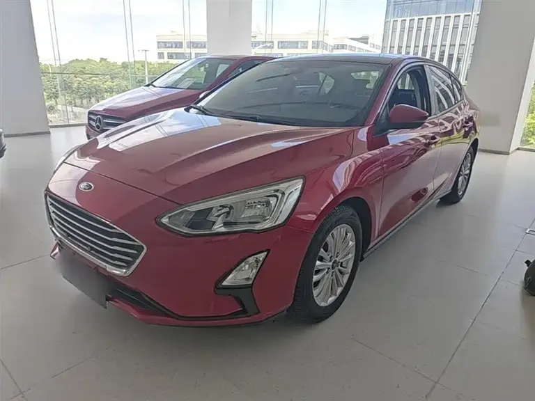 Ford Focus 福克斯 2019款 三厢 EcoBoost 125 自动锋潮型 国VI