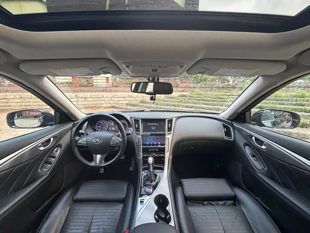 Infiniti Q50 L 2.0 T Sport