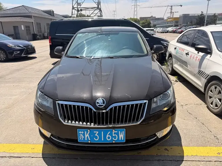 Skoda Superb 1.8 TSI Auto Elegant
